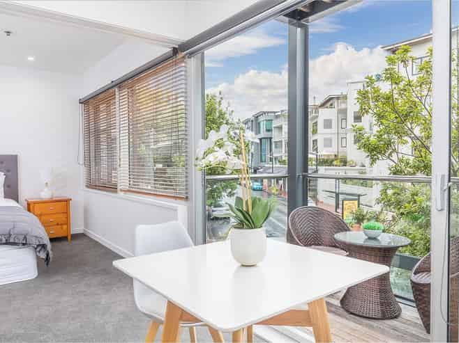 125 Customs Street West, Auckland Central