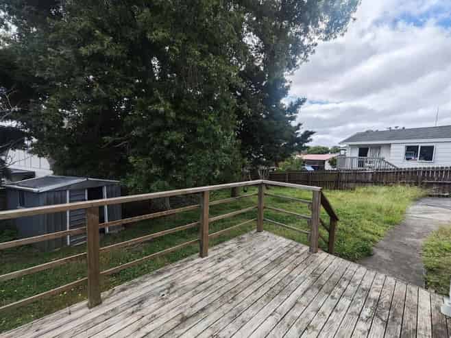 127A Lancaster Road, Beach Haven