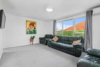 64 Omata Road , Marfell