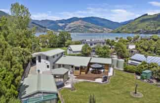 6B Lady Cobham Grove, Anakiwa