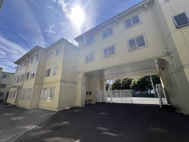 Room 1 62/4-18 Sussex St, Mount Cook