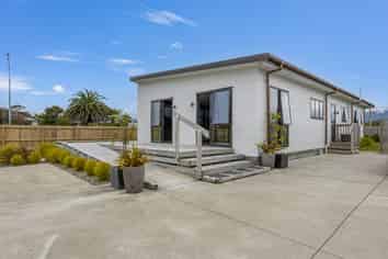 14 Bentham Street, Westport