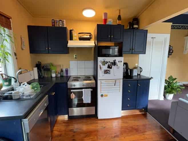 15 Nairn Street (Upper flat), Mount Cook