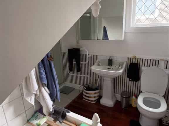 15 Nairn Street (Upper flat), Mount Cook