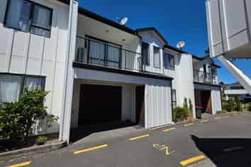 4/51 MacLean Street, Paraparaumu Beach