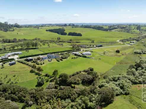 83 Mount Albion Rise, Taupaki