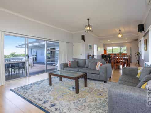 83 Mount Albion Rise, Taupaki