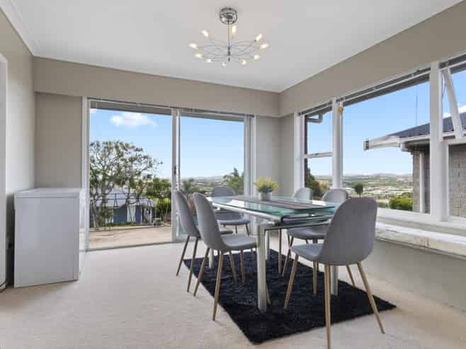 8 Hamlet Place, Pukekohe