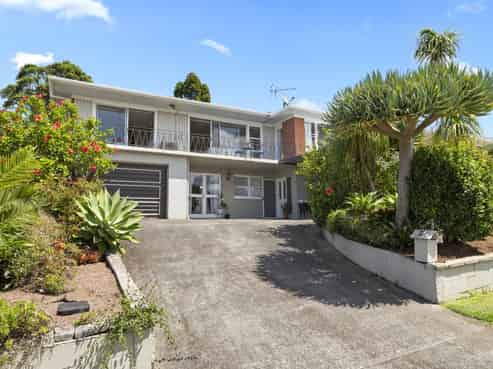 8 Hamlet Place, Pukekohe