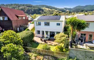 12a Redwood Close, Paraparaumu