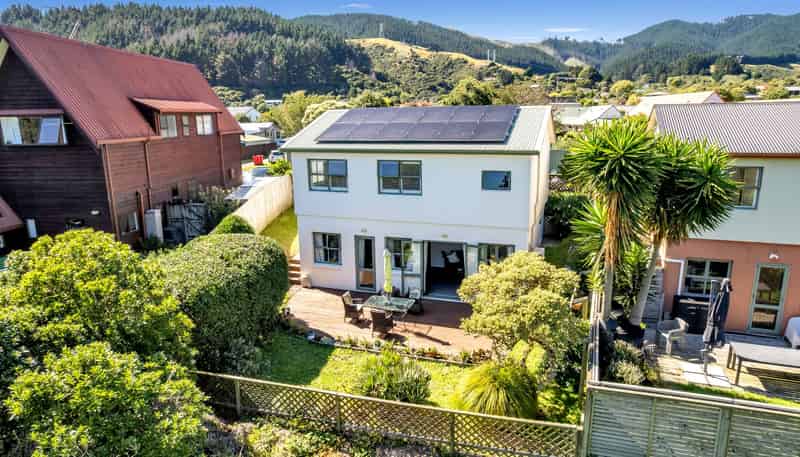 12a Redwood Close, Paraparaumu