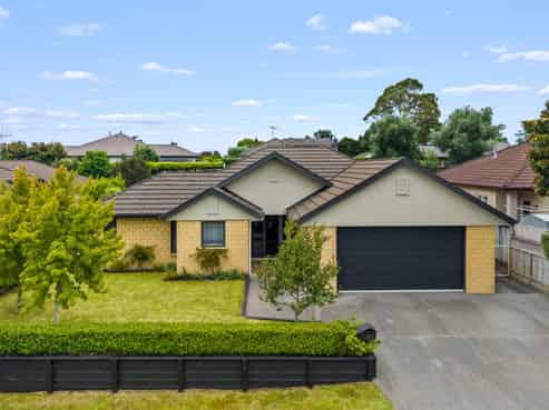 61 Glenmonarch Place, Pyes Pa