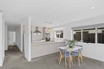 3 Hanlow Place, Pyes Pa