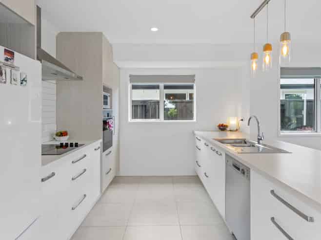 3 Hanlow Place, Pyes Pa