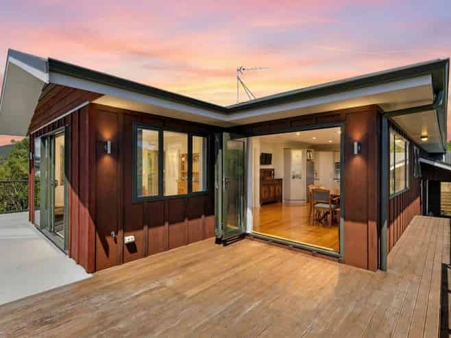 71 Mt Marua Way, Mount Marua