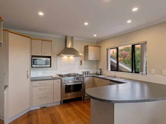 71 Mt Marua Way, Mount Marua