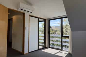 3/2 Rehua Lane, Saint Albans