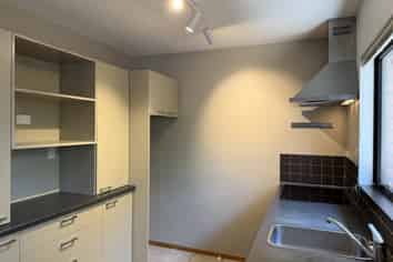 3/2 Rehua Lane, Saint Albans