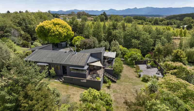 10 Hewetson Rd, Upper Moutere