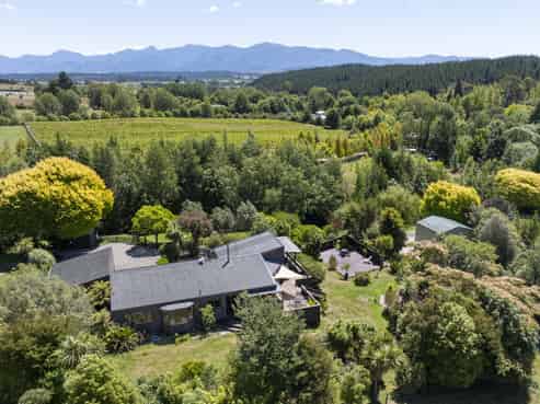 10 Hewetson Rd, Upper Moutere