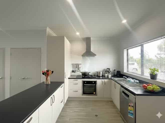 28 Tuaiwi Street, Manukau