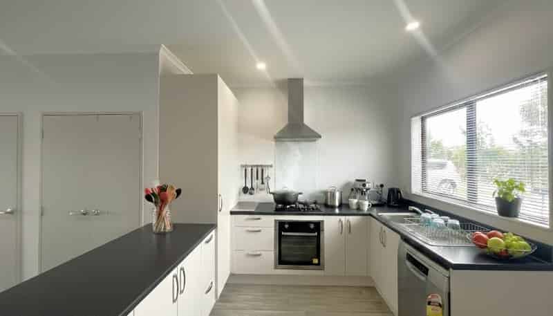 28 Tuaiwi Street, Manukau