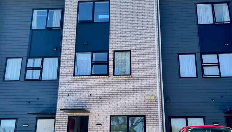 28 Tuaiwi Street, Manukau