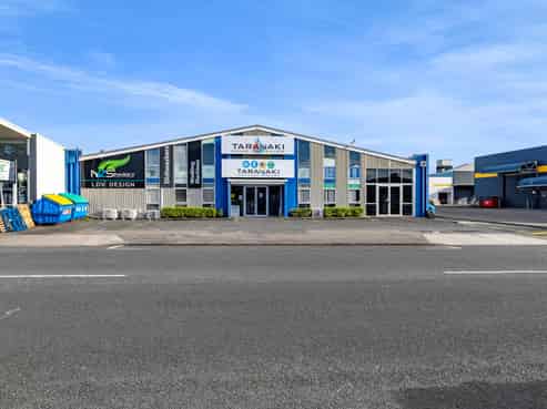 Gill Street Workshop / Showroom - Prime CBD