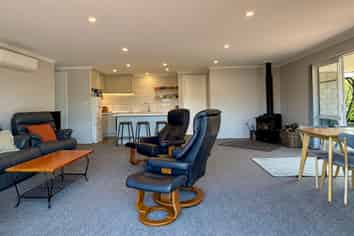 28 Freyberg Avenue, KUROW