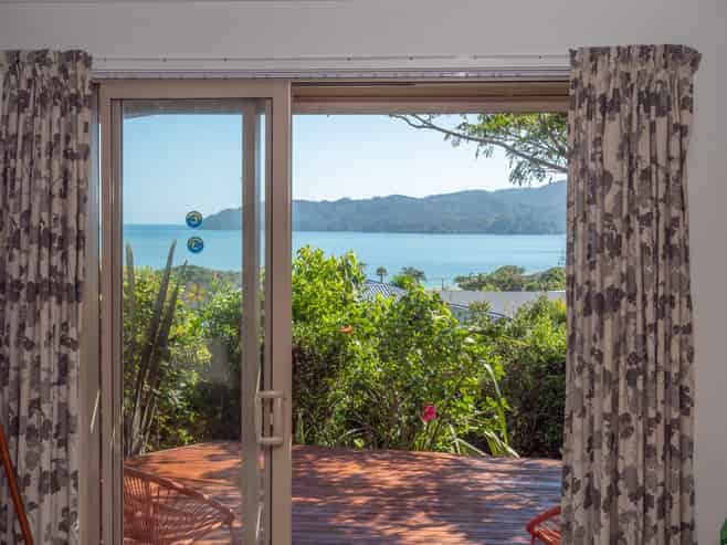 8 Torsby Road, Coopers Beach