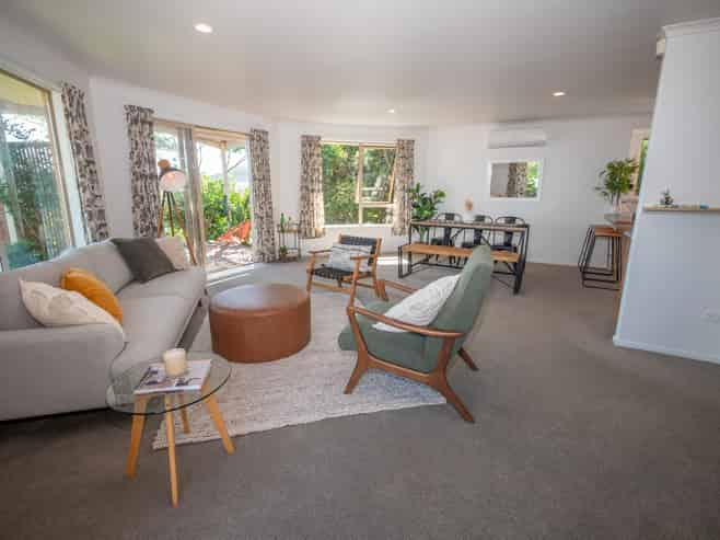 8 Torsby Road, Coopers Beach