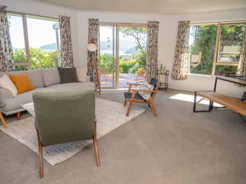 8 Torsby Road, Coopers Beach