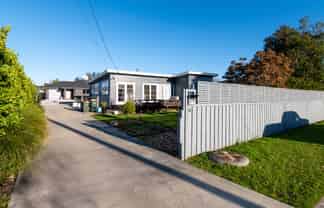 26 Charles Road , Holdens Bay