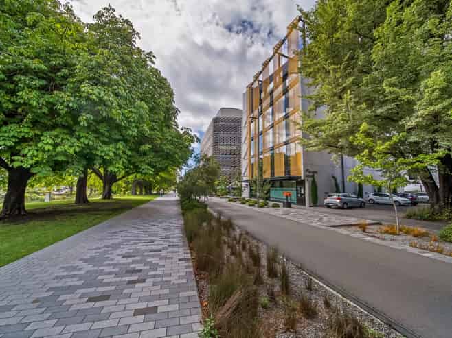 Premier Riverfront Asset - Vacant Possession