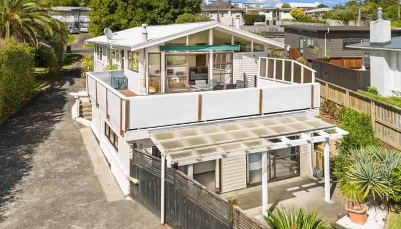 68 Eskdale Road, Birkdale