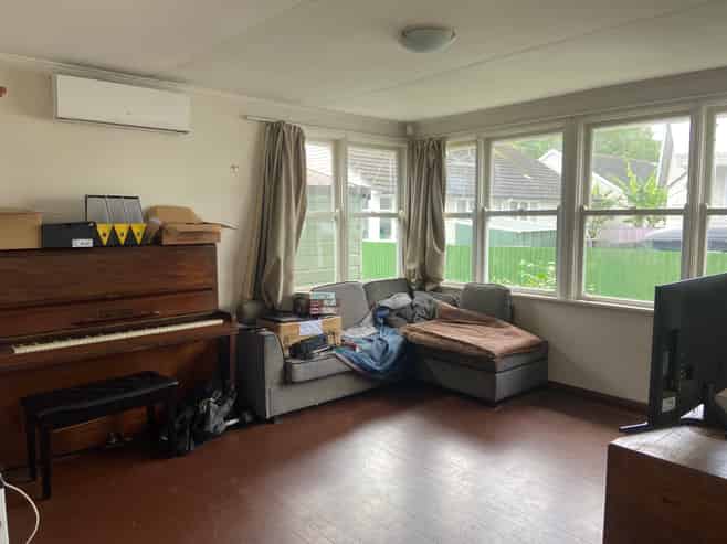 6a Kenney Crescent, Fairfield