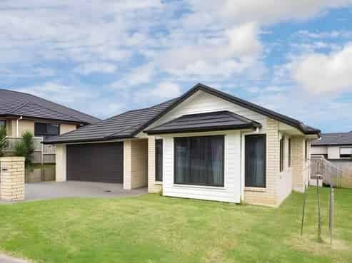 13 Muirlea Drive, Flat Bush