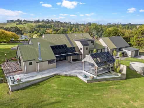 143 Top Road, Dairy Flat