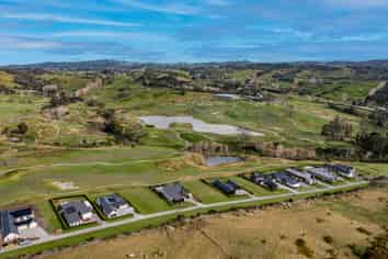 53 Grayson Road, Wainui