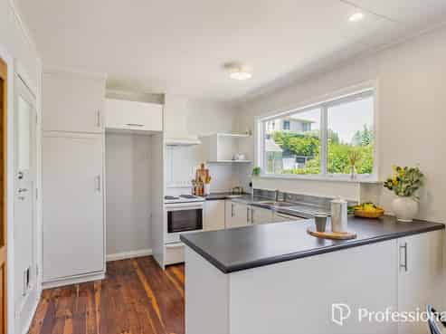 90 Thomas Street, Stokes Valley