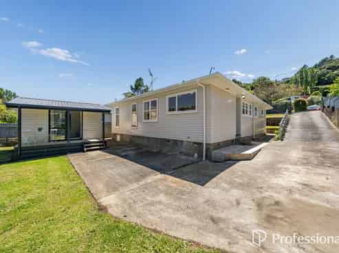 90 Thomas Street, Stokes Valley