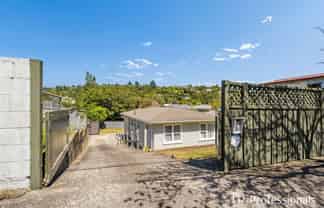 90 Thomas Street, Stokes Valley