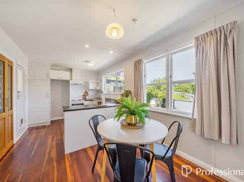 90 Thomas Street, Stokes Valley