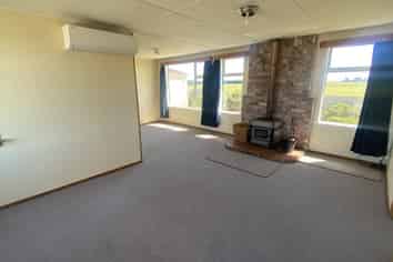 431 Spar Bush School Road, Winton