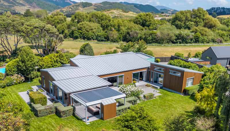 3 Bressay Way, Waikanae