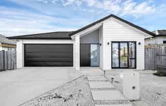 8 Lusitano Drive, Karaka