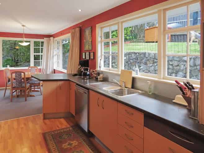 40 Sunshine Crescent, Kelson