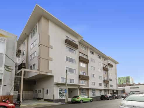 116/12 Martin Square, Te Aro