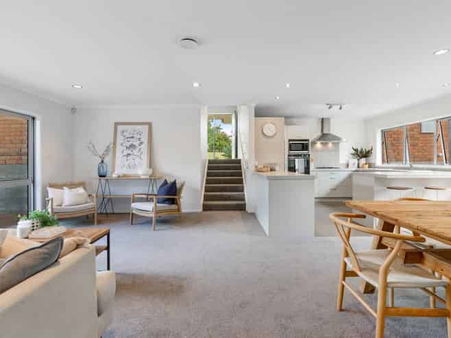 4 Barnacle Rise, Red Beach