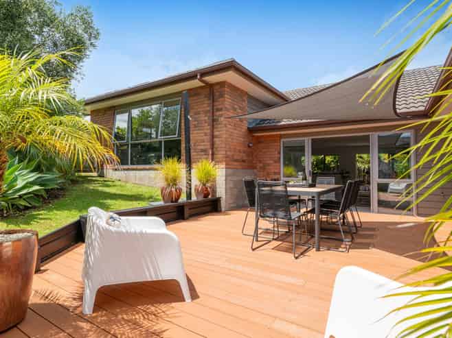 4 Barnacle Rise, Red Beach